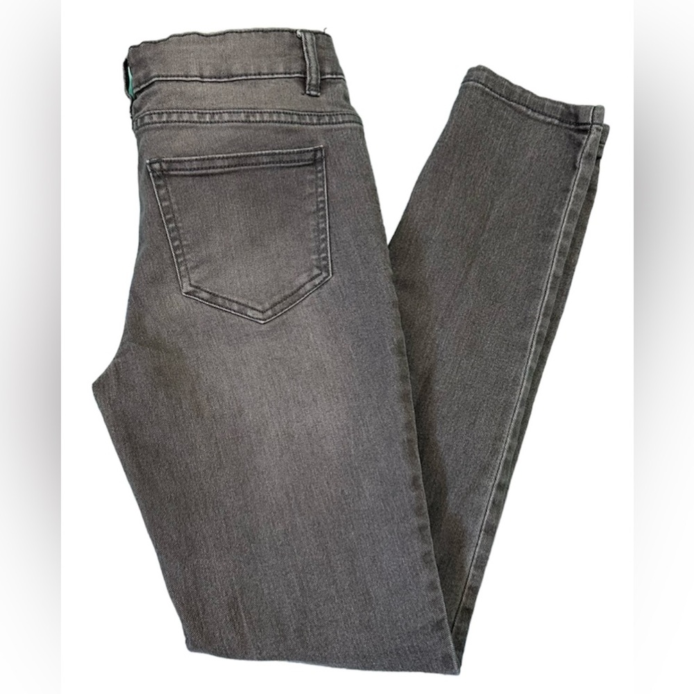 Routee 66 Gray Light Wash Denim Mid Rise Skinny Jeans 4 Pockets Size 24